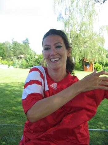 Fussball 097.jpg   30kb   26.03.2021 22:26:19